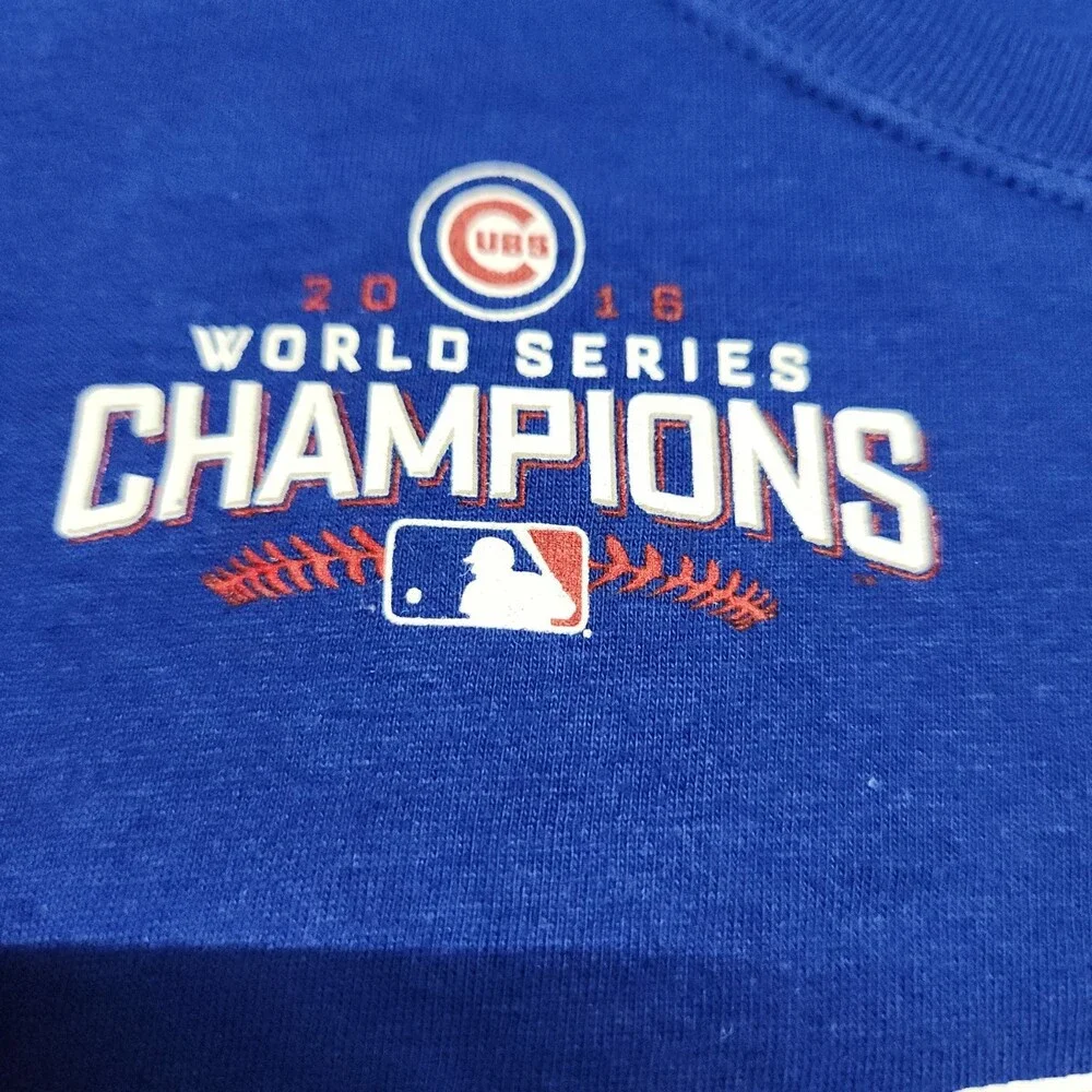 Nike Chicago Cubs Chi-Town World Series Champions Blue Scoop Neck T-Shirt L